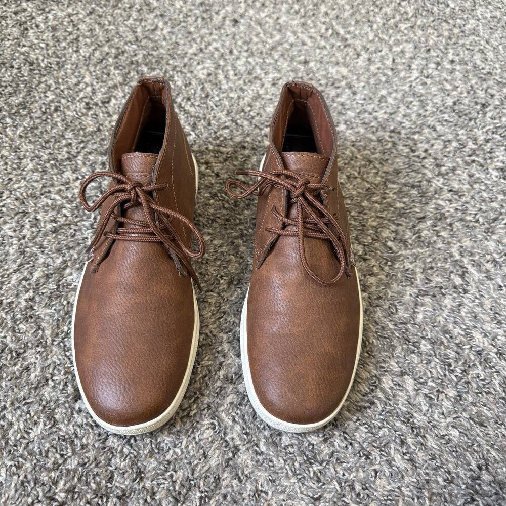 G.H. Bass Sonoma Mens Brown Mid Top Chukkas Boots Size 10 .5 Lace Up